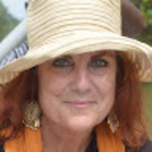 Meet your Posher, Gina